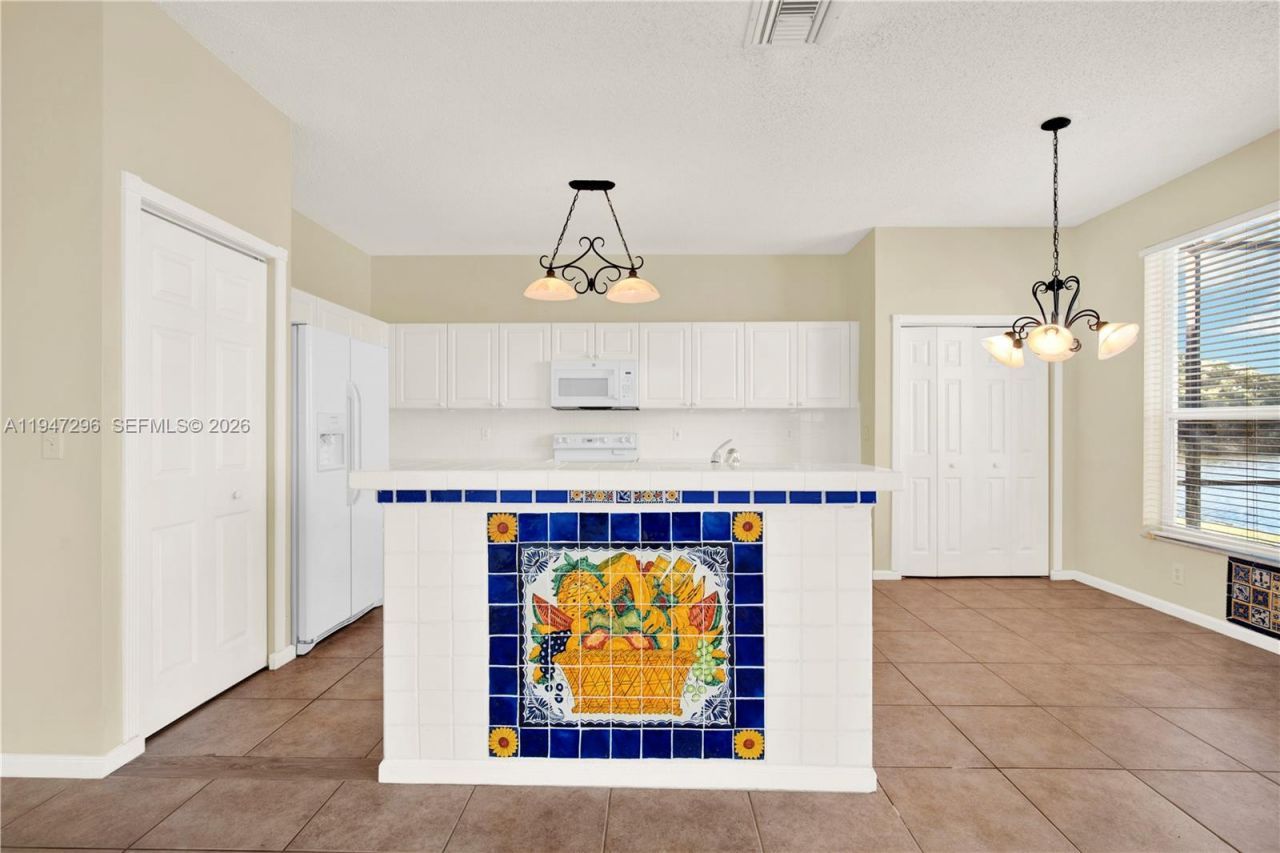 2346 SW 164th Ave, Miramar, FL 33027 Photo