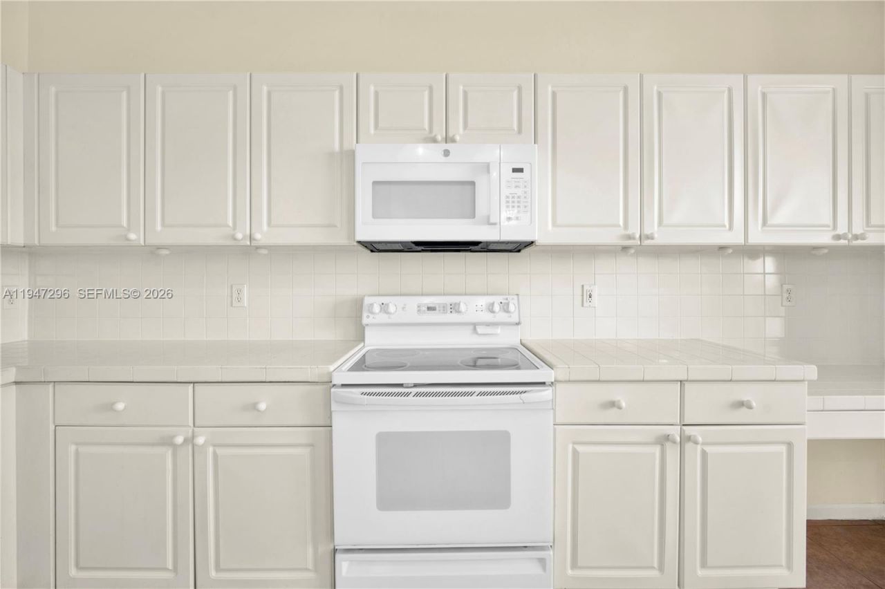 2346 SW 164th Ave, Miramar, FL 33027 Photo