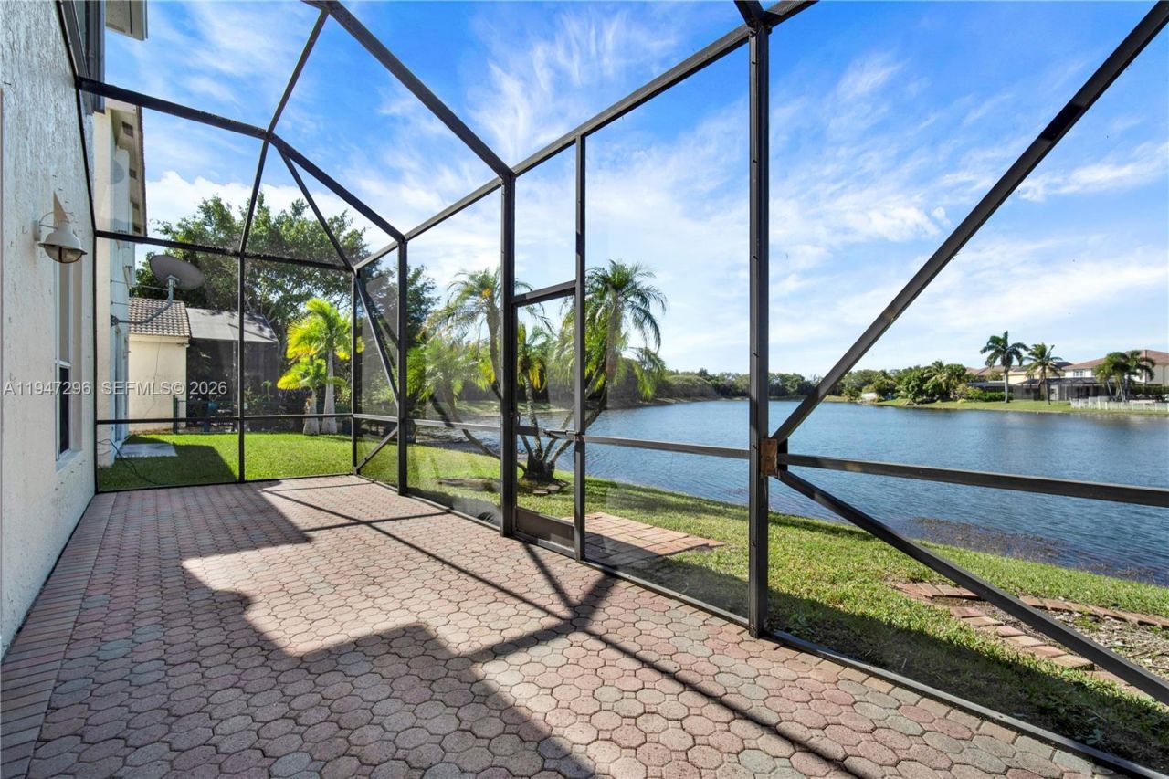 2346 SW 164th Ave, Miramar, FL 33027 Photo