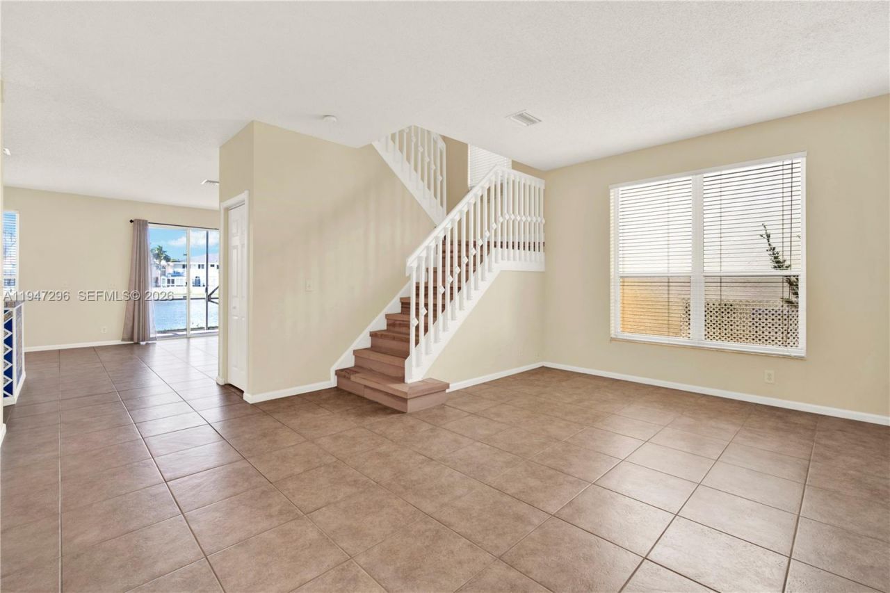 2346 SW 164th Ave, Miramar, FL 33027 Photo