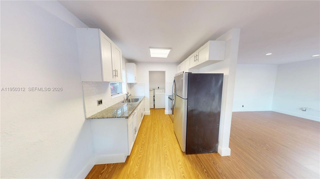 404 NW 21st Ter, Fort Lauderdale, FL 33311 Photo