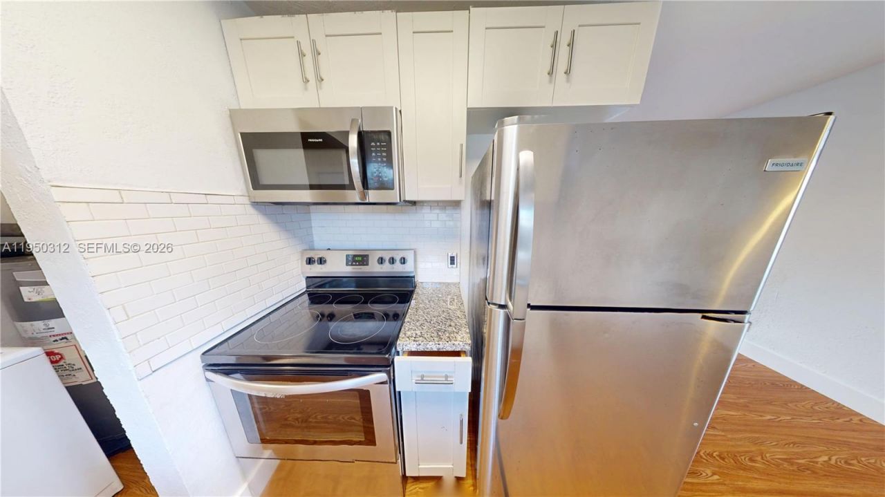 404 NW 21st Ter, Fort Lauderdale, FL 33311 Photo