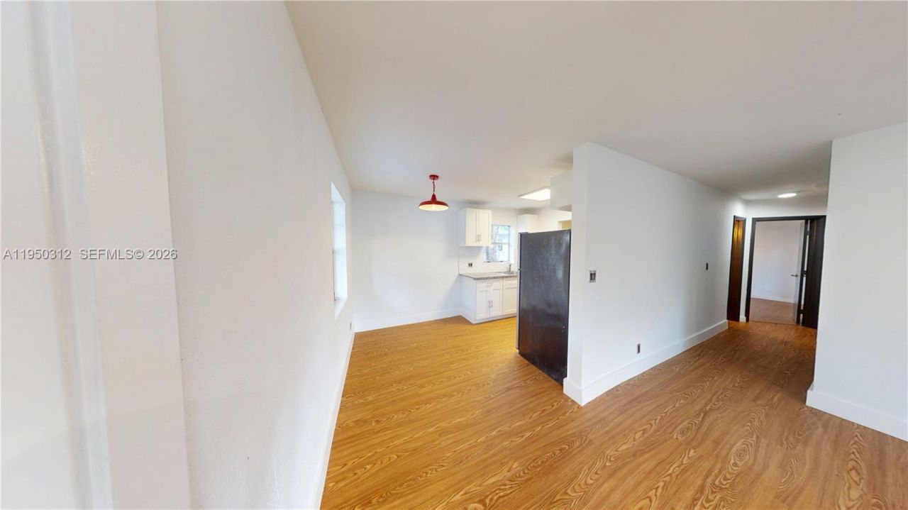 404 NW 21st Ter, Fort Lauderdale, FL 33311 Photo