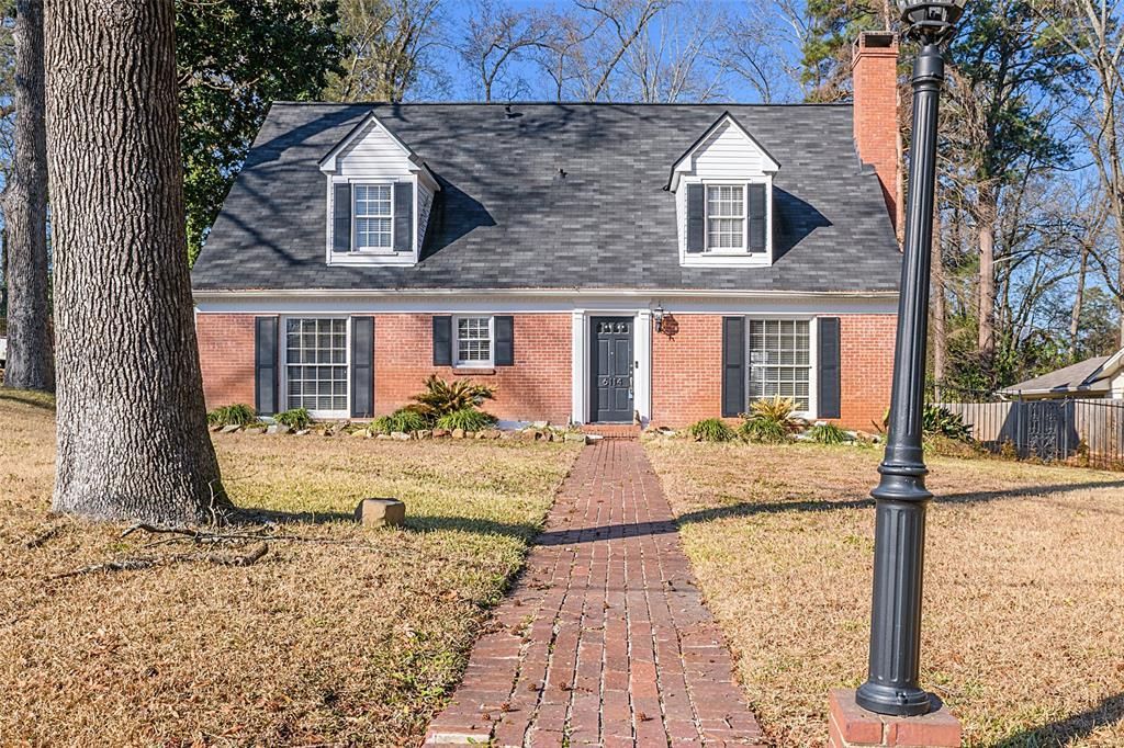 6114 Dillingham Avenue  Shreveport, LA 71106