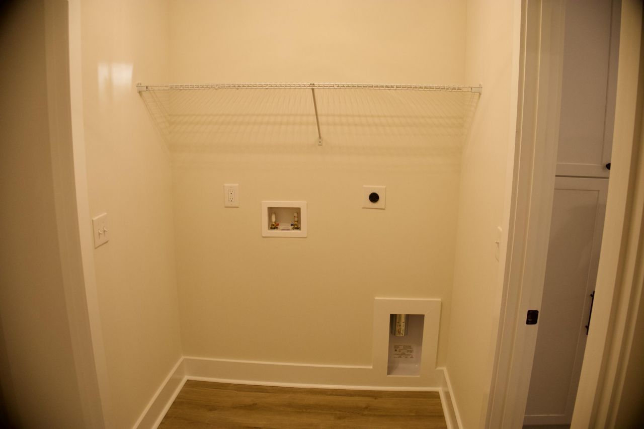 6239 Ballpark Road Photo 19