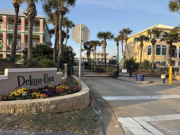 6 N Galvez Ct, Pensacola Beach, FL 32561