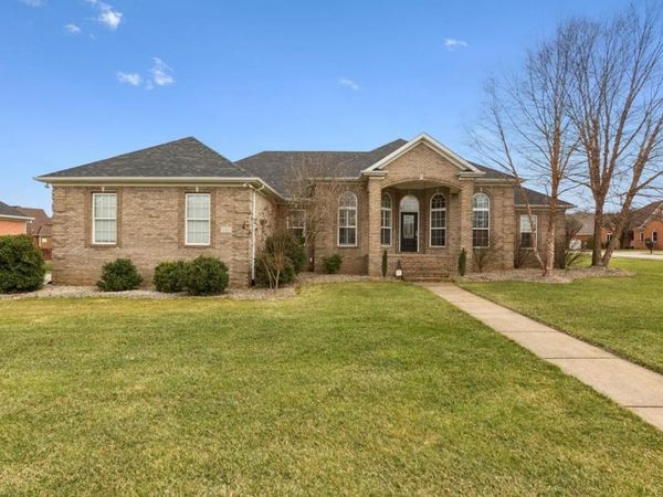 141 Cynthia Lynn Drive, Bowling Green, KY 42103
