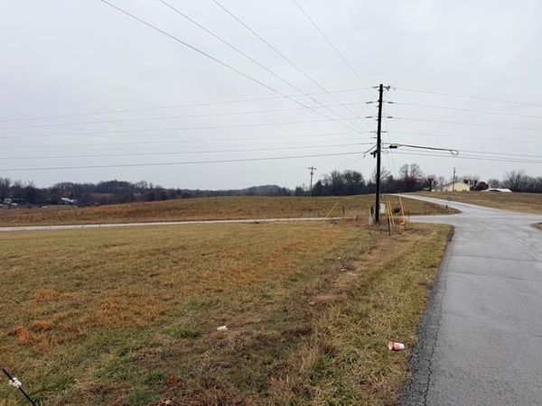 1093 Anna Sandhill Road, Bowling Green, KY 42101