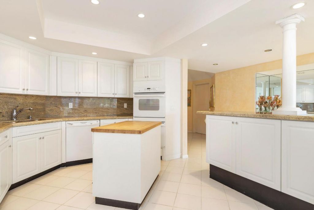 2000 S Ocean Boulevard, Unit 208-S, Palm Beach, FL 33480 Photo