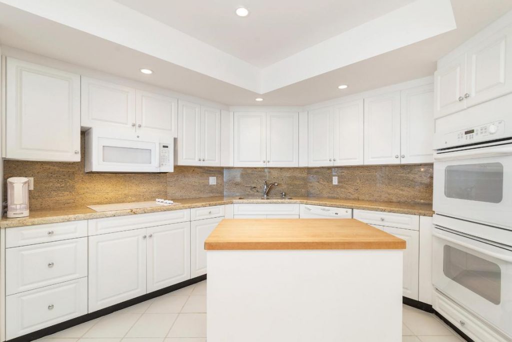 2000 S Ocean Boulevard, Unit 208-S, Palm Beach, FL 33480 Photo