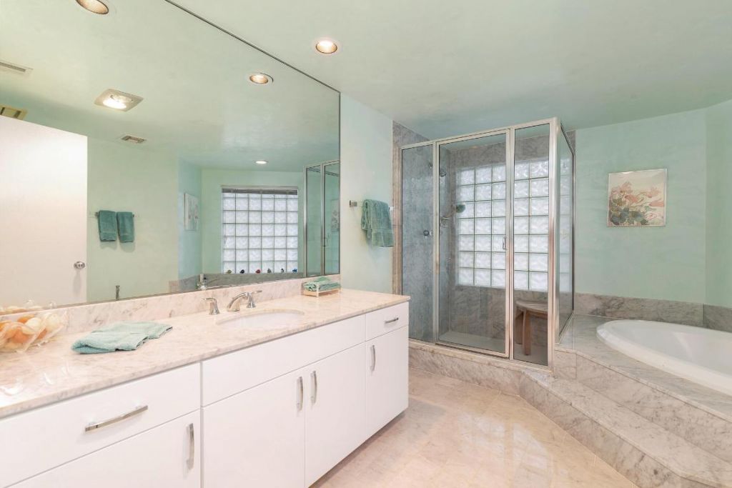 2000 S Ocean Boulevard, Unit 208-S, Palm Beach, FL 33480 Photo