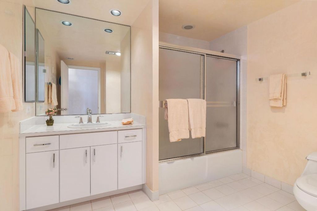 2000 S Ocean Boulevard, Unit 208-S, Palm Beach, FL 33480 Photo