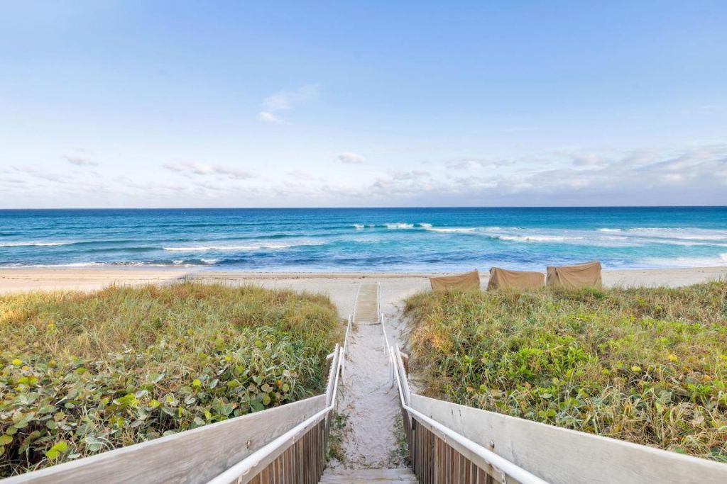 2000 S Ocean Boulevard, Unit 208-S, Palm Beach, FL 33480 Photo