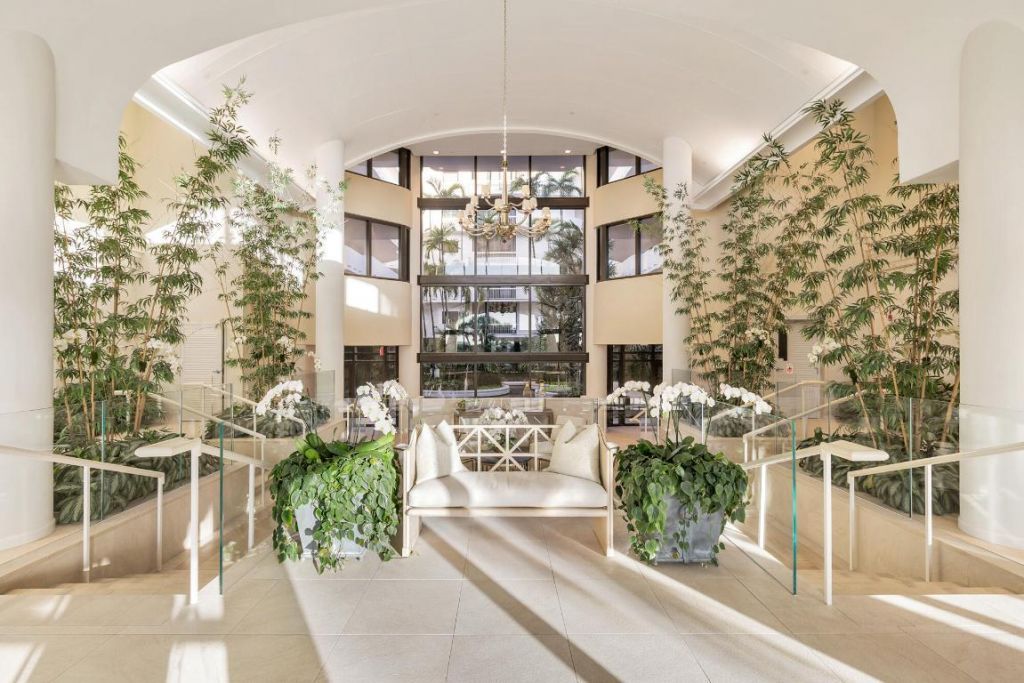 2000 S Ocean Boulevard, Unit 208-S, Palm Beach, FL 33480 Photo