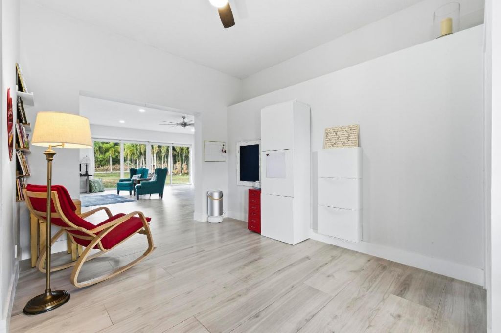 13595 89th Place N, West Palm Beach, FL 33412 Photo