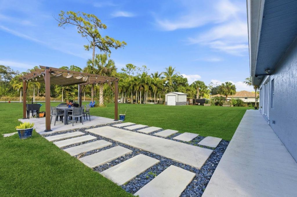 13595 89th Place N, West Palm Beach, FL 33412 Photo