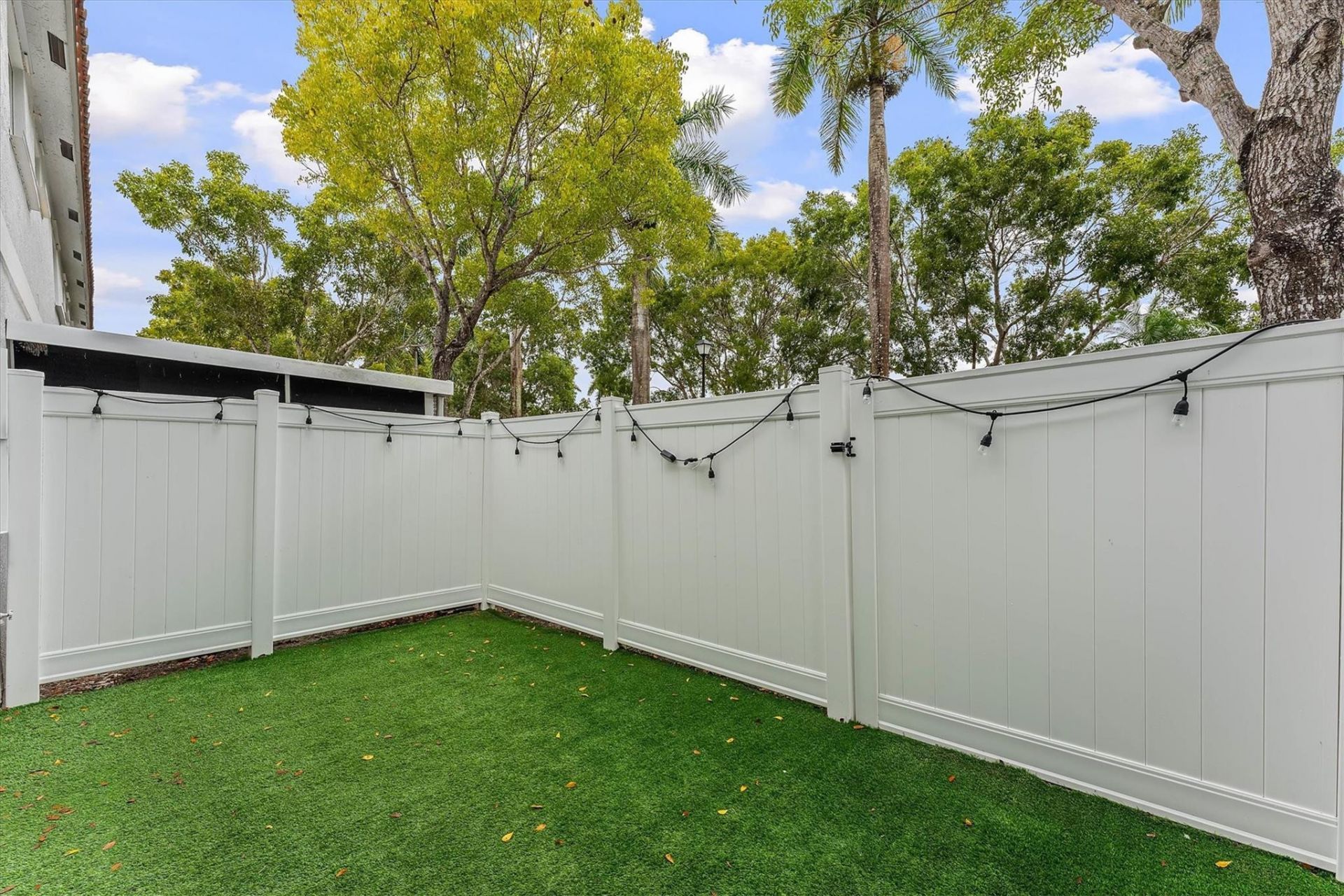 20815 NW 2nd Street, Unit 20815, Pembroke Pines, FL 33029 Photo