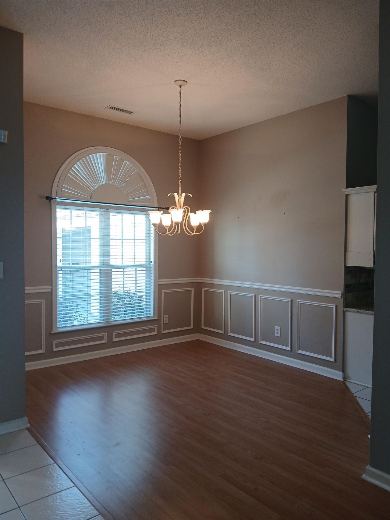 6908 Ashley Cove Dr. Photo 18