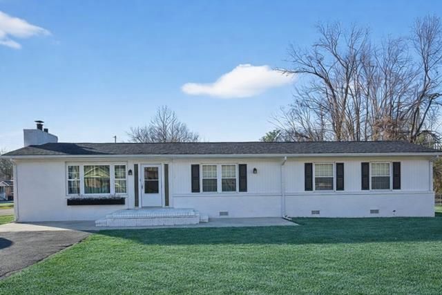 385 Campbell Dr, Cookeville, TN 38501 Main Photo