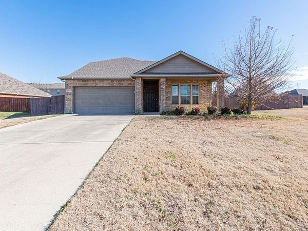 6811 Gamecock Court, Greenville, TX 75402