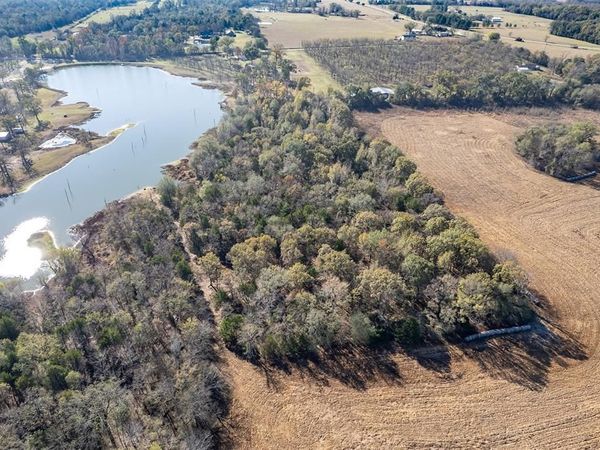 320 County Road 2160, Emory, TX 75440