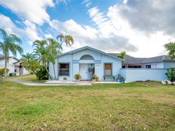15235 SW 64th Ter, Unit 9-35, Miami, FL 33193