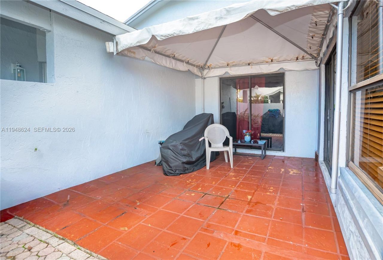 15235 SW 64th Ter, Unit 9-35, Miami, FL 33193 Photo