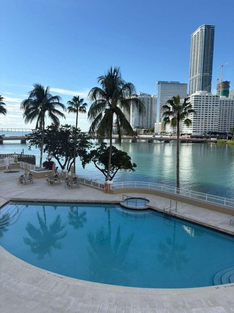 701 Brickell Key Blvd , Unit 1105, Miami, FL 33131 Photo