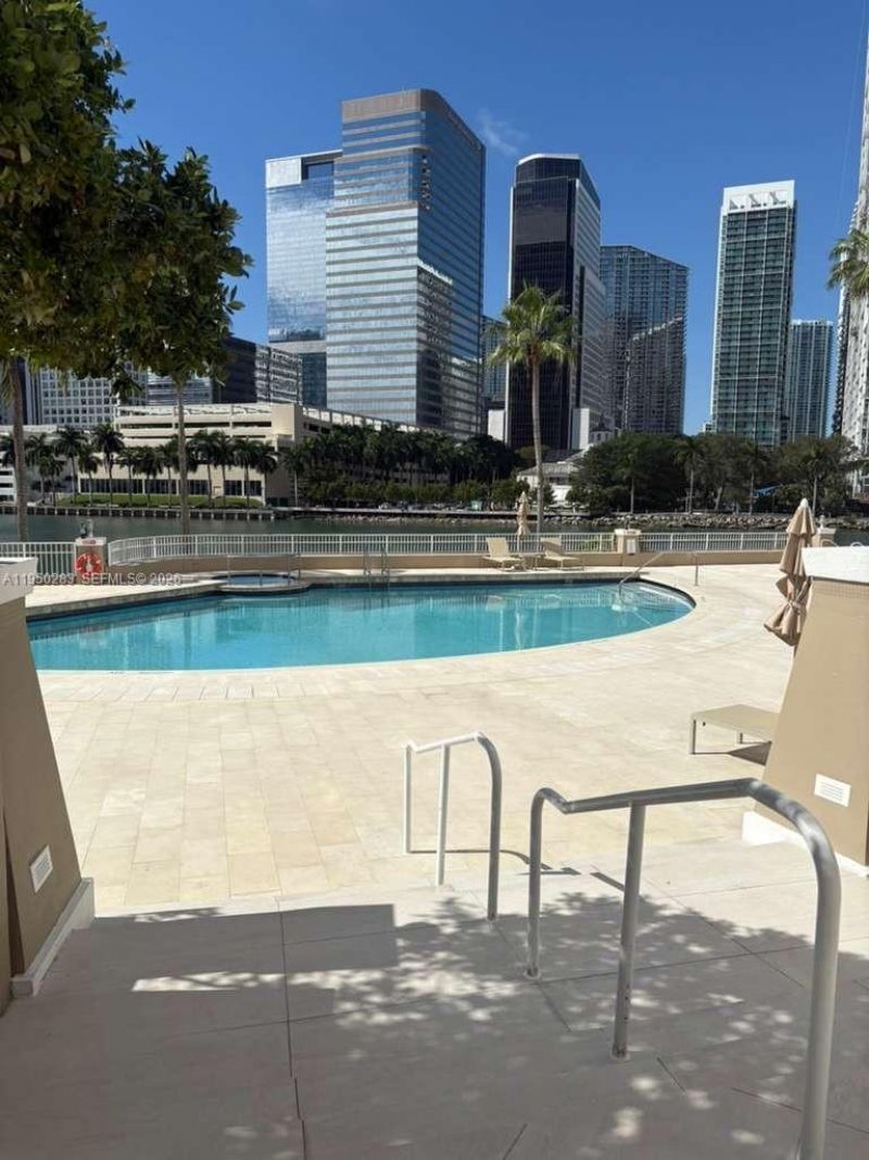 701 Brickell Key Blvd , Unit 1105, Miami, FL 33131 Photo
