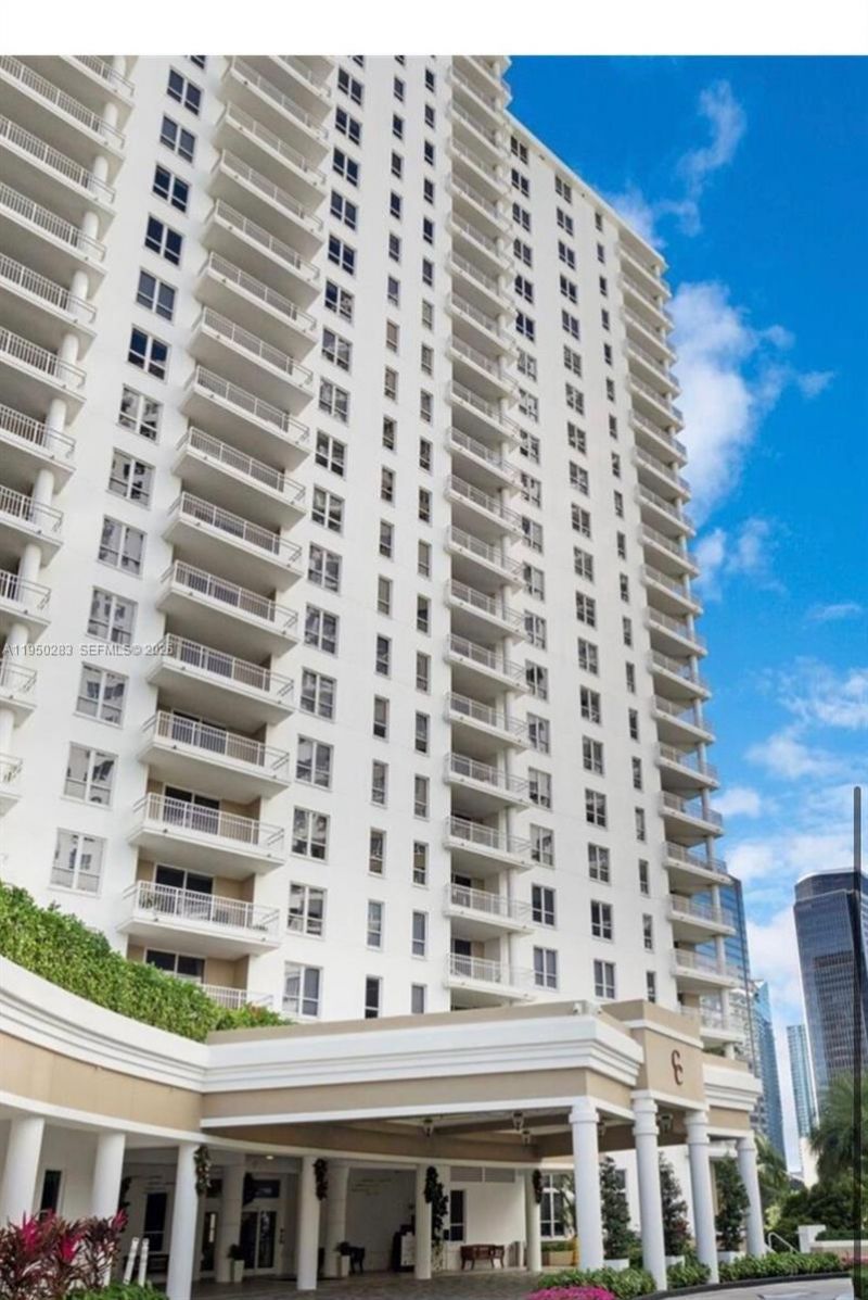 701 Brickell Key Blvd , Unit 1105, Miami, FL 33131 Photo