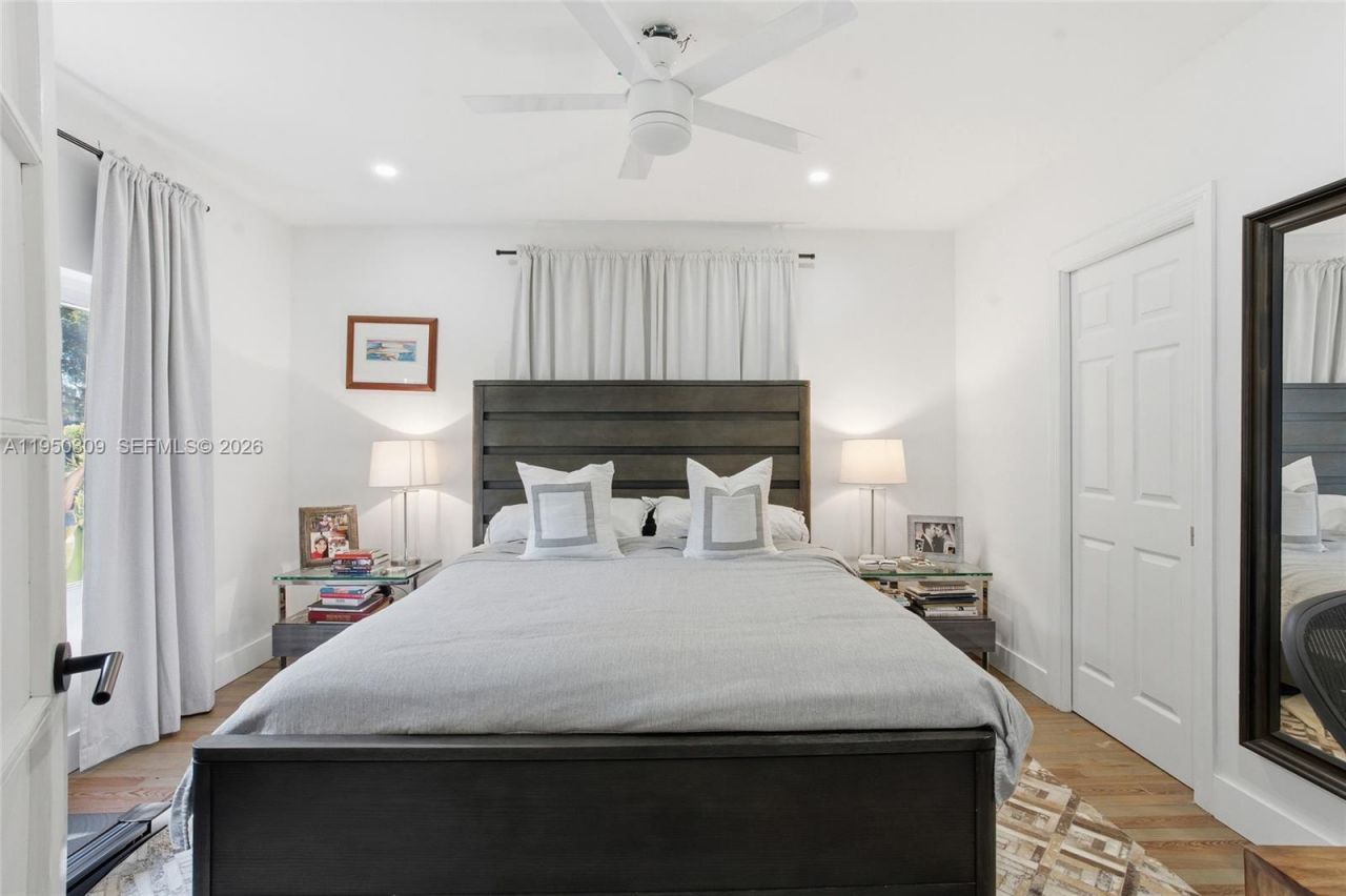 453 NE 89th St , El Portal, FL 33138 Photo