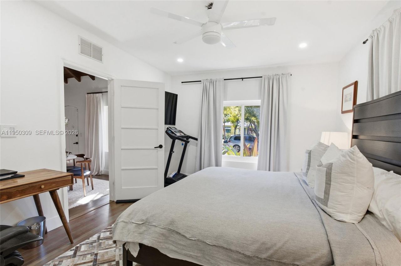 453 NE 89th St , El Portal, FL 33138 Photo