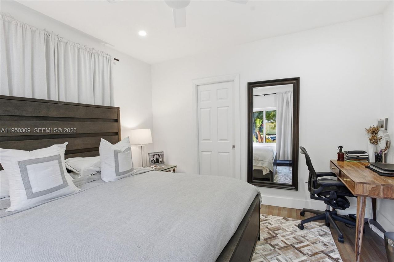 453 NE 89th St , El Portal, FL 33138 Photo