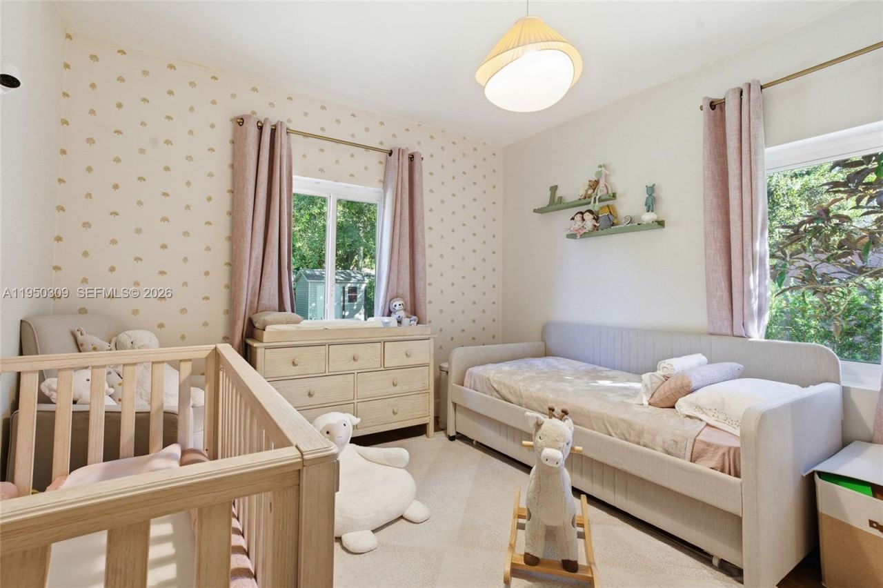 453 NE 89th St , El Portal, FL 33138 Photo