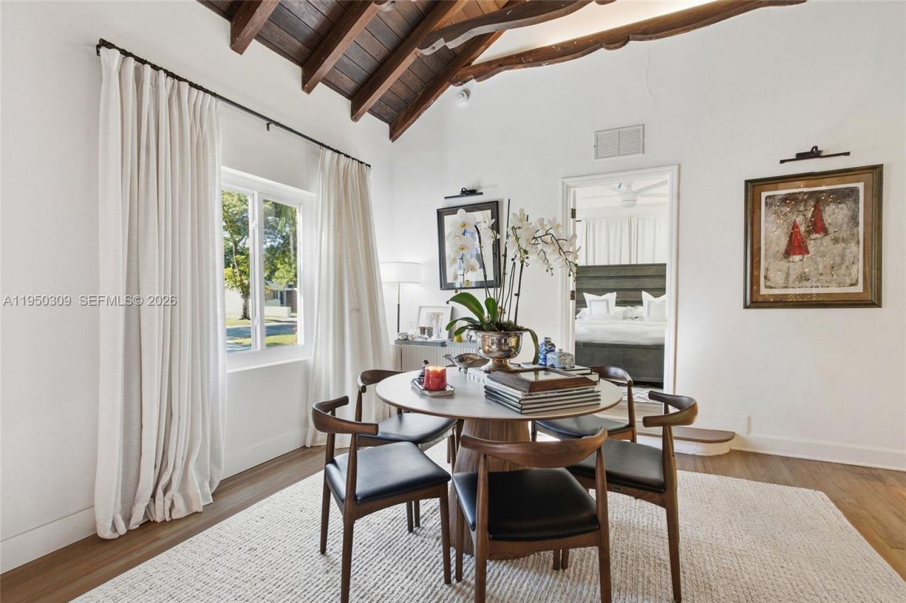 453 NE 89th St , El Portal, FL 33138 Photo