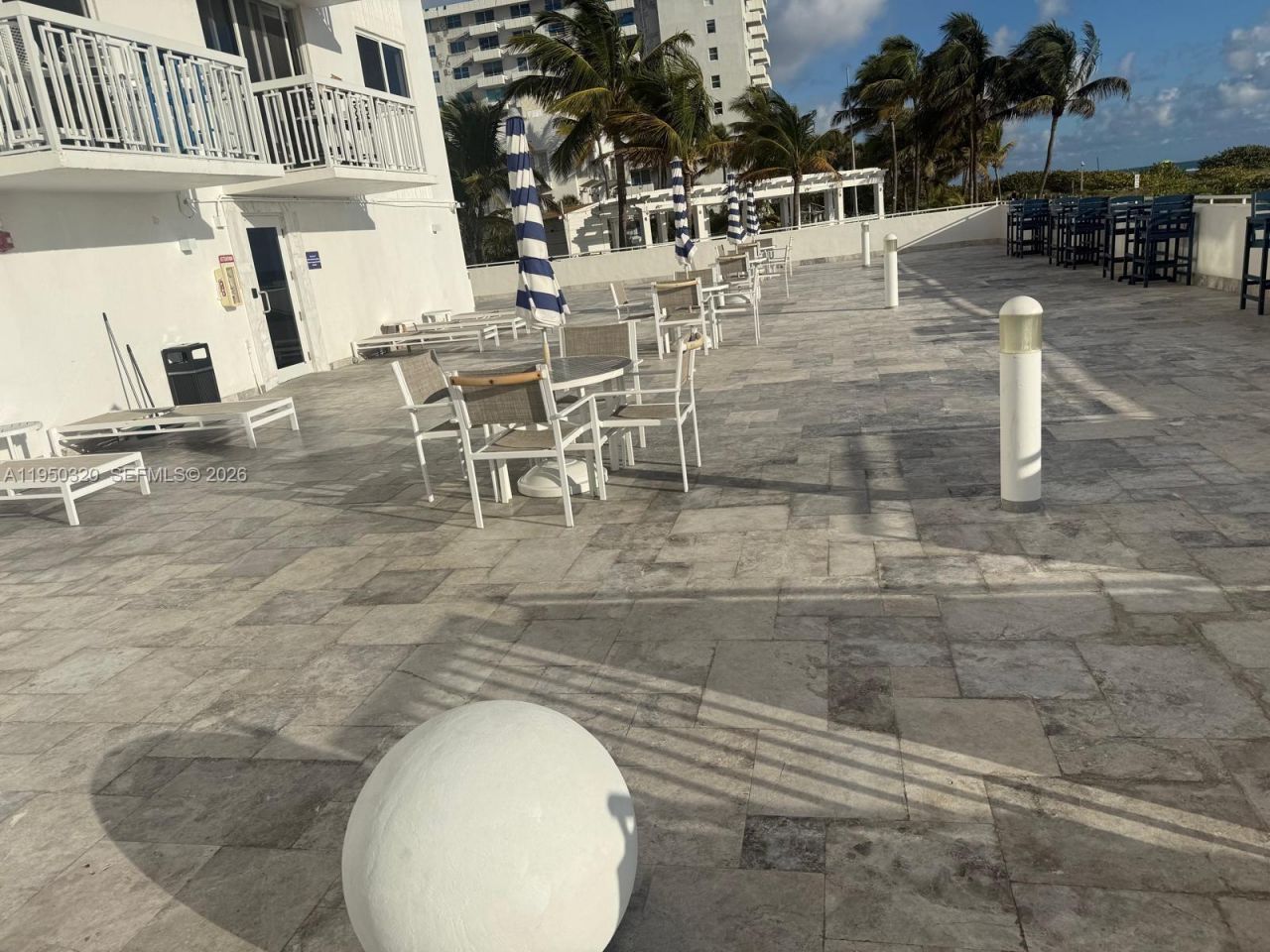 401 Ocean Dr, Unit 425, Miami Beach, FL 33139 Photo