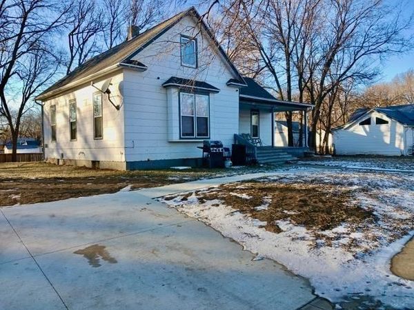 120 Franklin, Vermillion, SD 00000