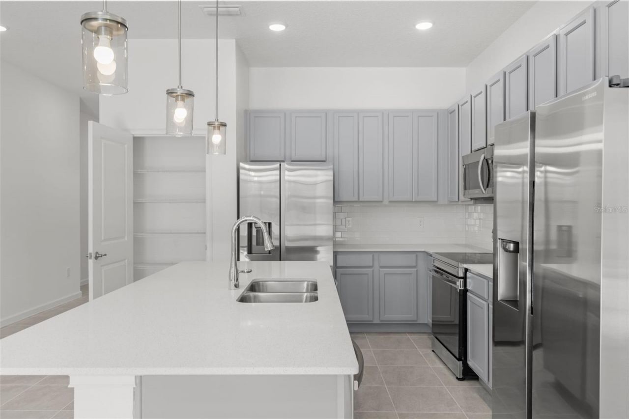 5773 High Seas Drive, Orlando, FL 32821 Photo