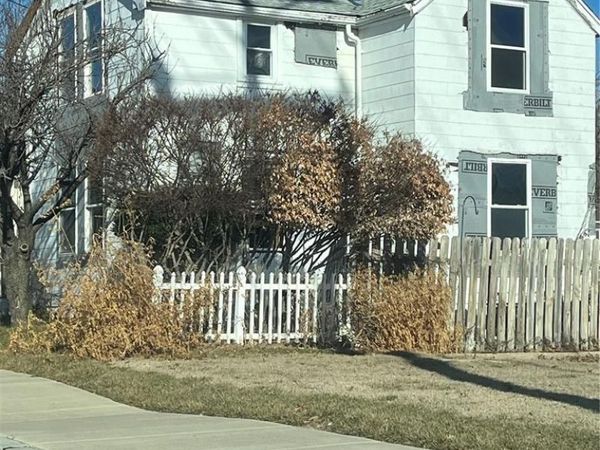 8700 Mackenzie Road, Affton, MO 63123