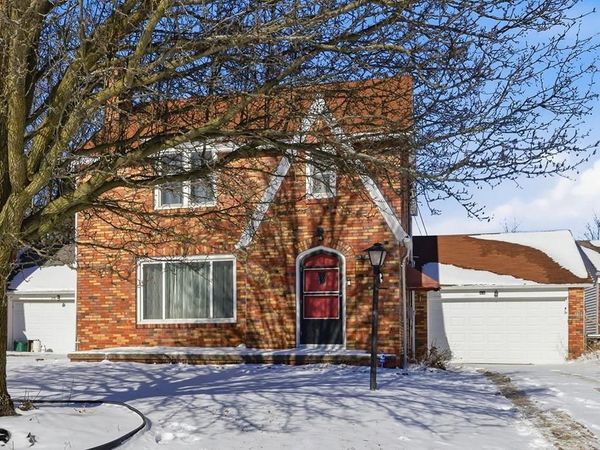 310 N Townview Circle, Mansfield, OH 44907