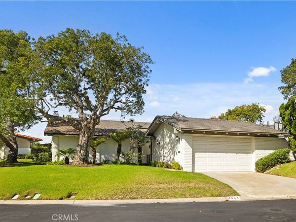 1954 Vista Caudal, Newport Beach, CA 92660
