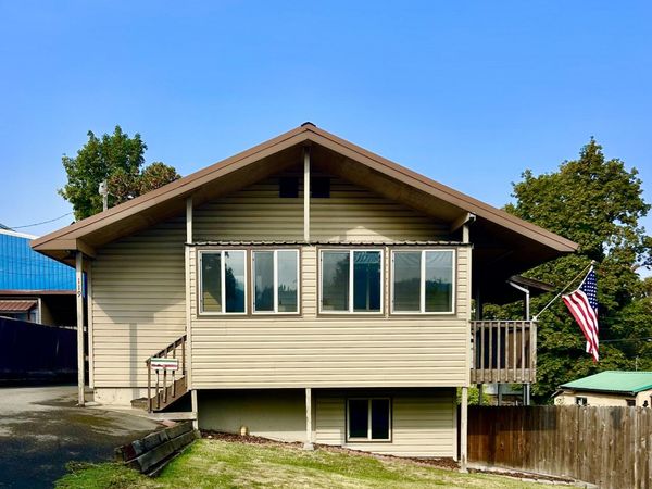 119 S 5th St , St. Maries, ID 83861