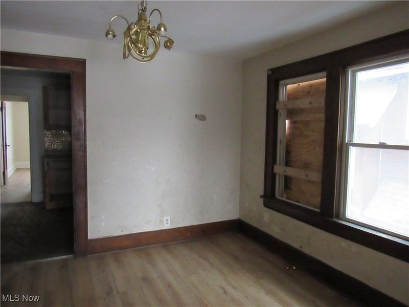31 Mc Naughton Street, Akron, OH 44305 Photo 20