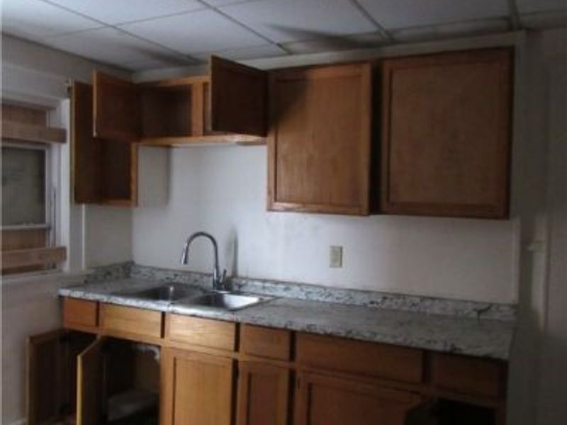 31 Mc Naughton Street, Akron, OH 44305 Photo 7
