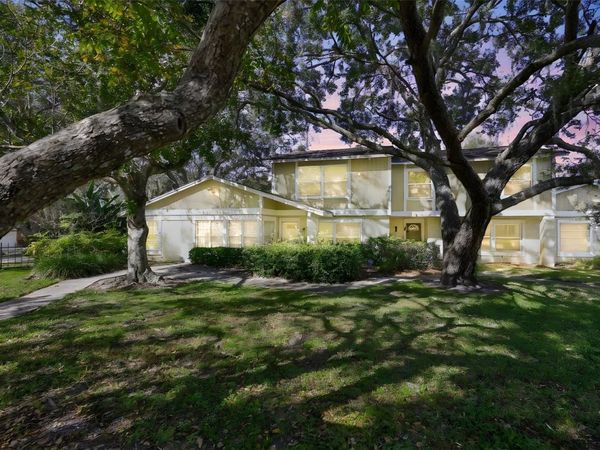 14805 LAKE FOREST DRIVE, LUTZ, FL 33559