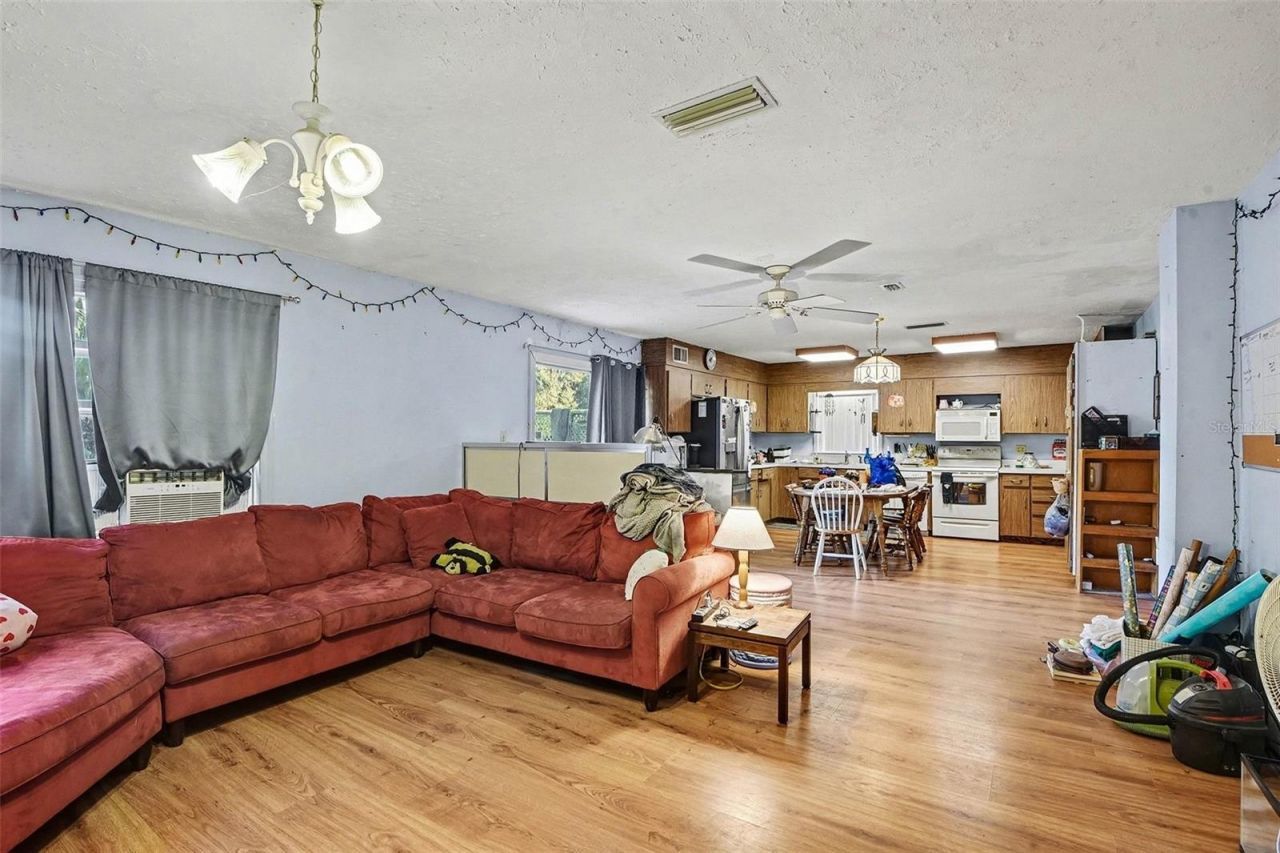 351 N Euclid Avenue, Lake Helen, FL 32744 Photo