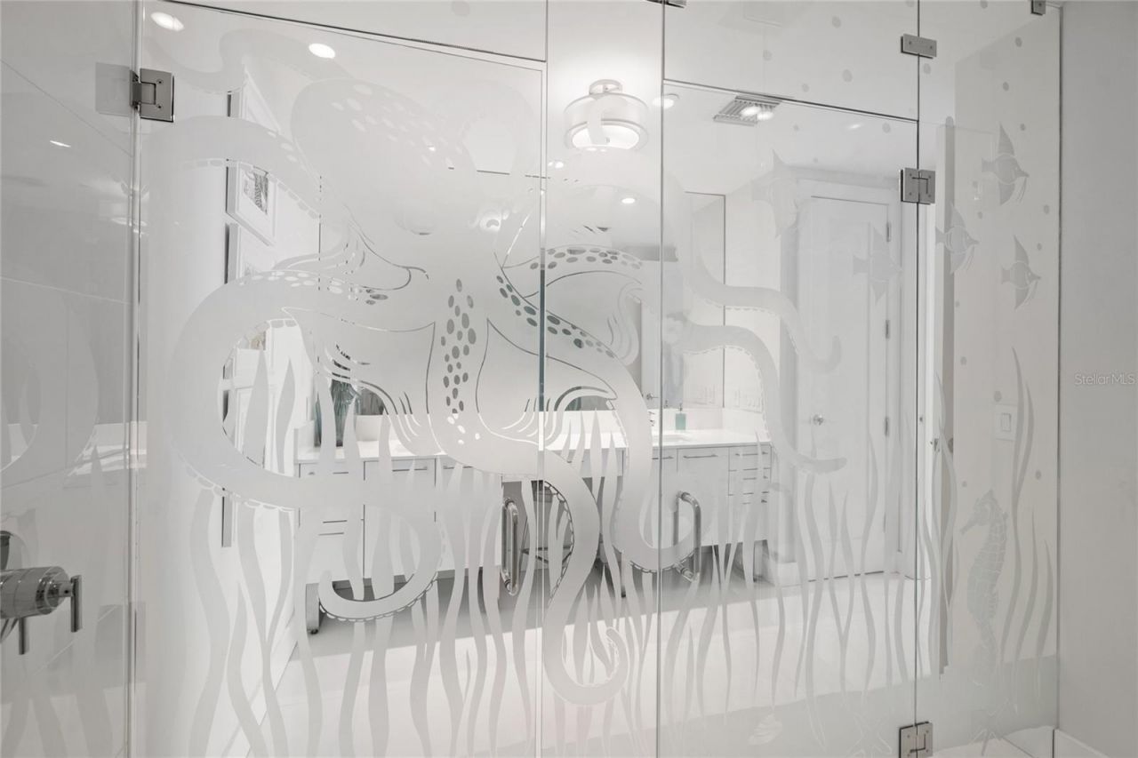 1155 N Gulfstream Avenue, Unit 708, Sarasota, FL 34236 Photo