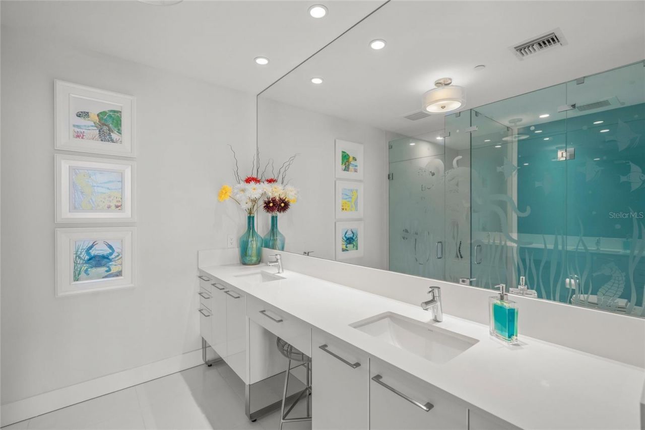 1155 N Gulfstream Avenue, Unit 708, Sarasota, FL 34236 Photo