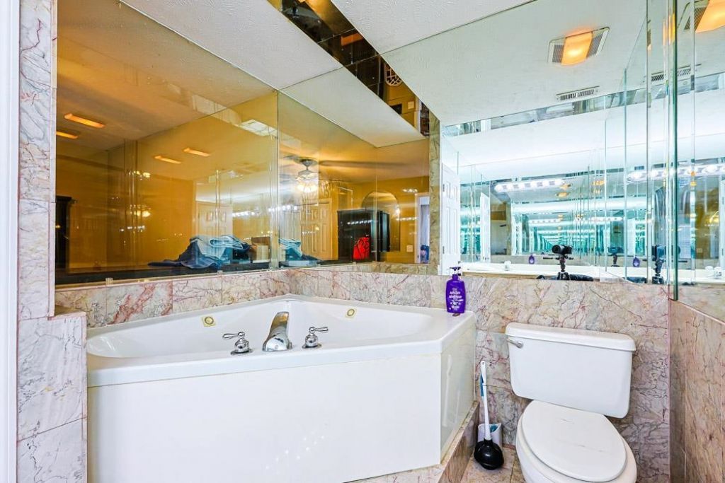 465 White River Dr. Photo 13