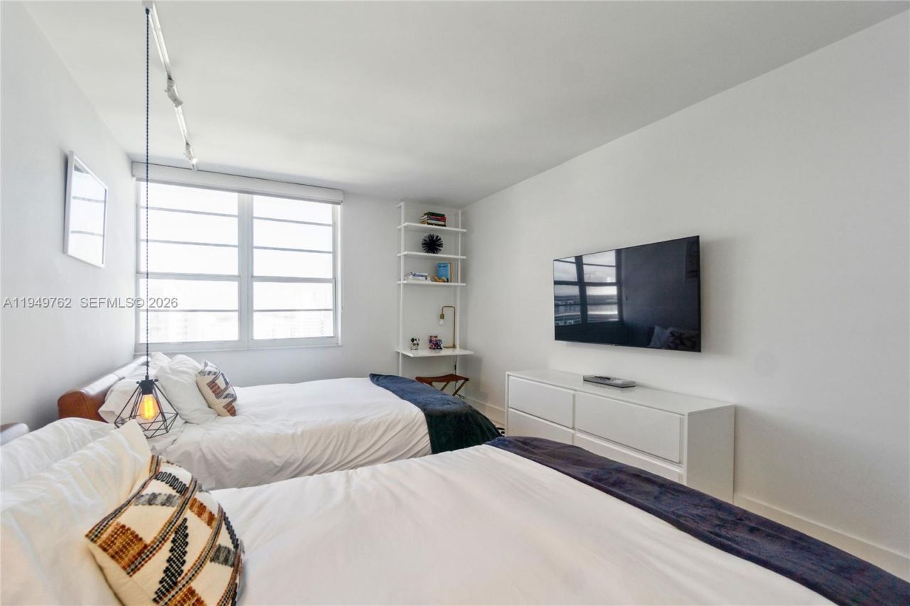 100 Lincoln Rd, Unit 1447, Miami Beach, FL 33139 Photo